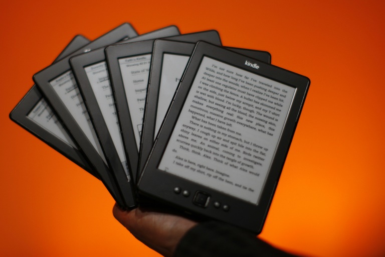Kindle's exit from China is the latest among global brands, after US internet services giant Yahoo pulled out of the mainland last year and Microsoft said it would close its LinkedIn social network there